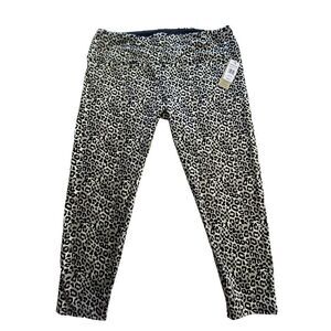 KHAKIS & CO WOMEN’S 3X Plus Suave Leopard Leggings - Black Multi Print
